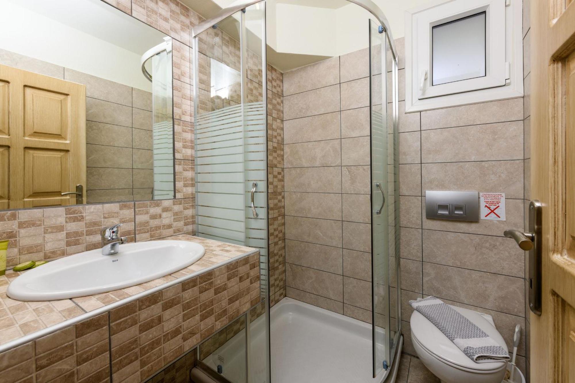 Roula Apartment