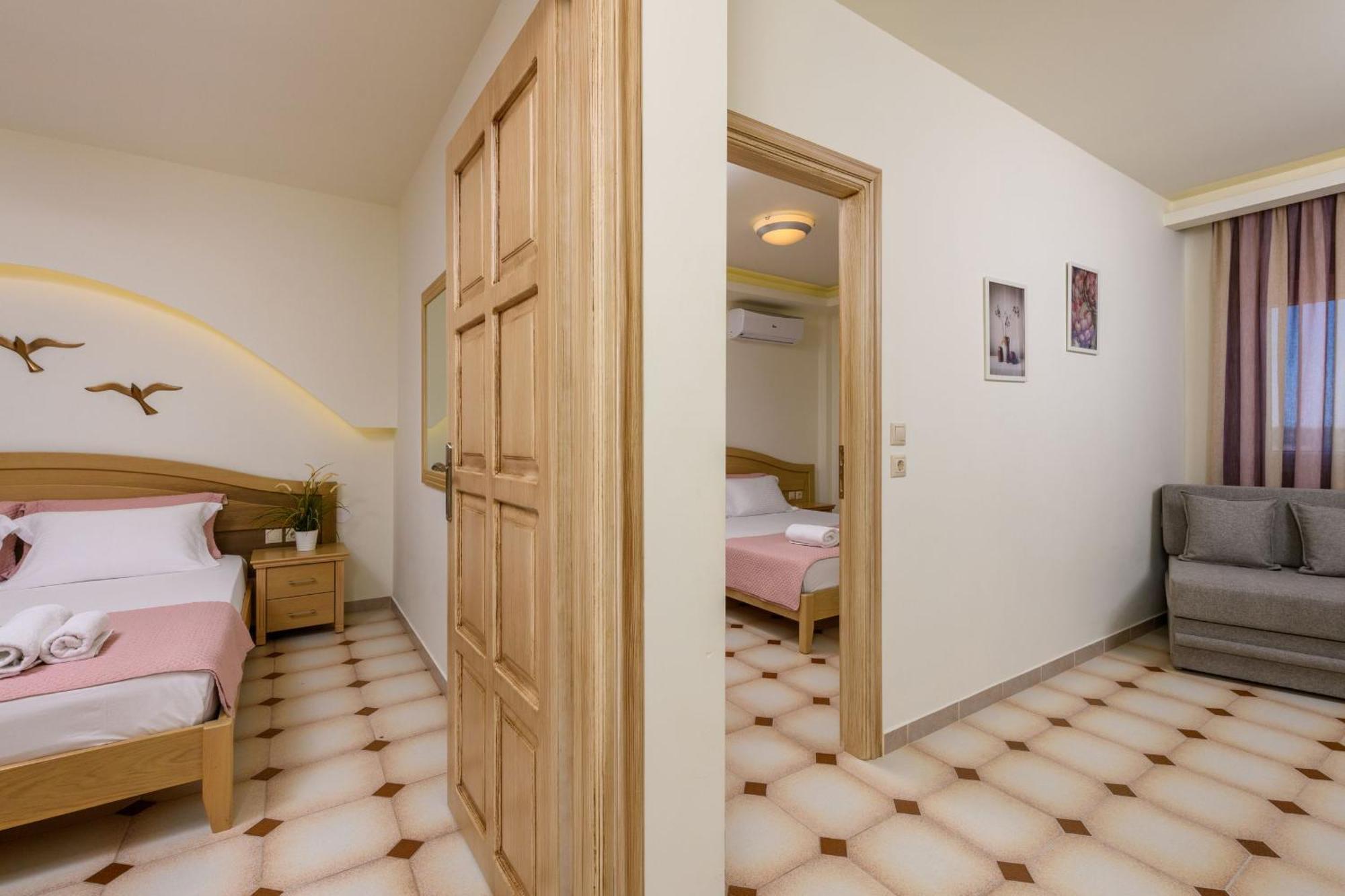 Roula Apartment