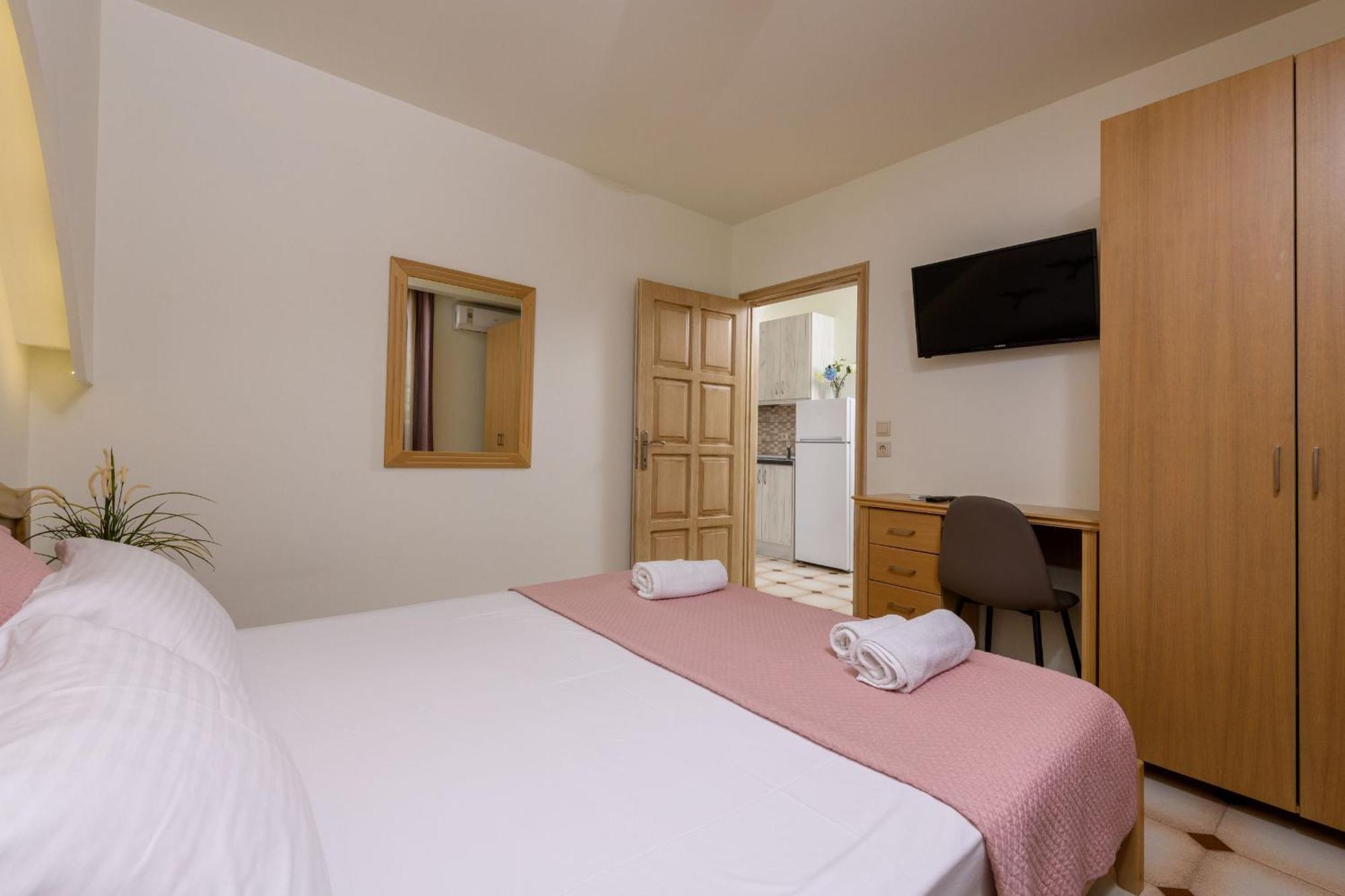 Apartment Roula Koinira